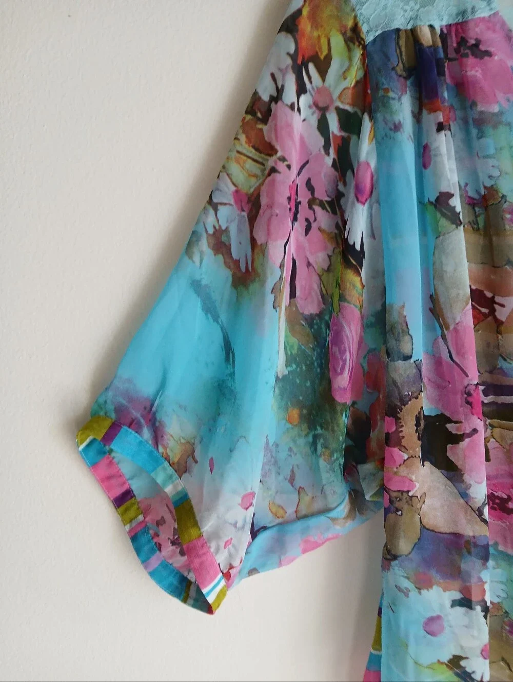 Figuero & Flower Blouse Size XL Lace Shoulder Sheer